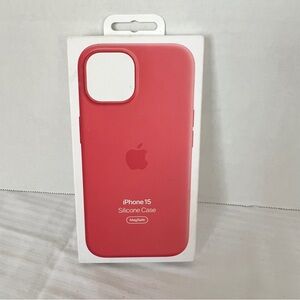 New GENUINE Apple Silicone MagSafe Case For iPhone 15 Guava